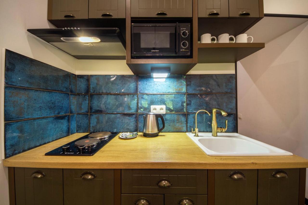 Loft Design Apartments On Desyatynnyi Ln, 7 Киев Екстериор снимка